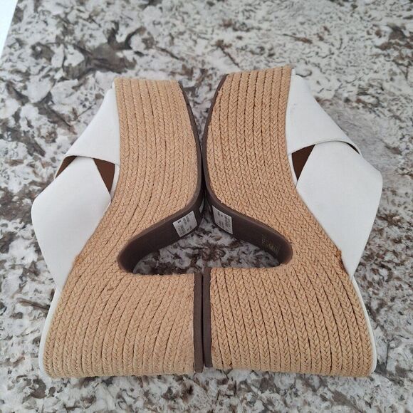 Sold! - Picture 7 of 9